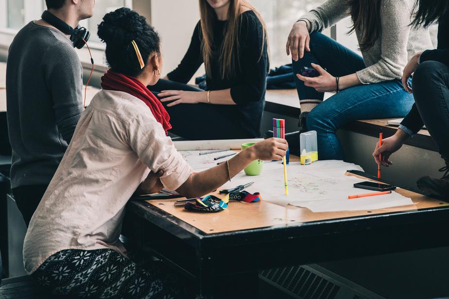 Cursos na área de RELAÇÕES HUMANAS